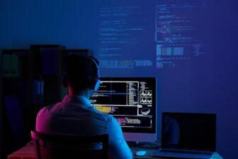 software developer NT pixabay InnovaLabs